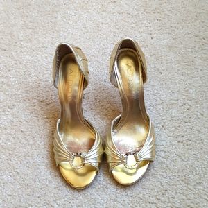 Beautiful Gold Aldo heels